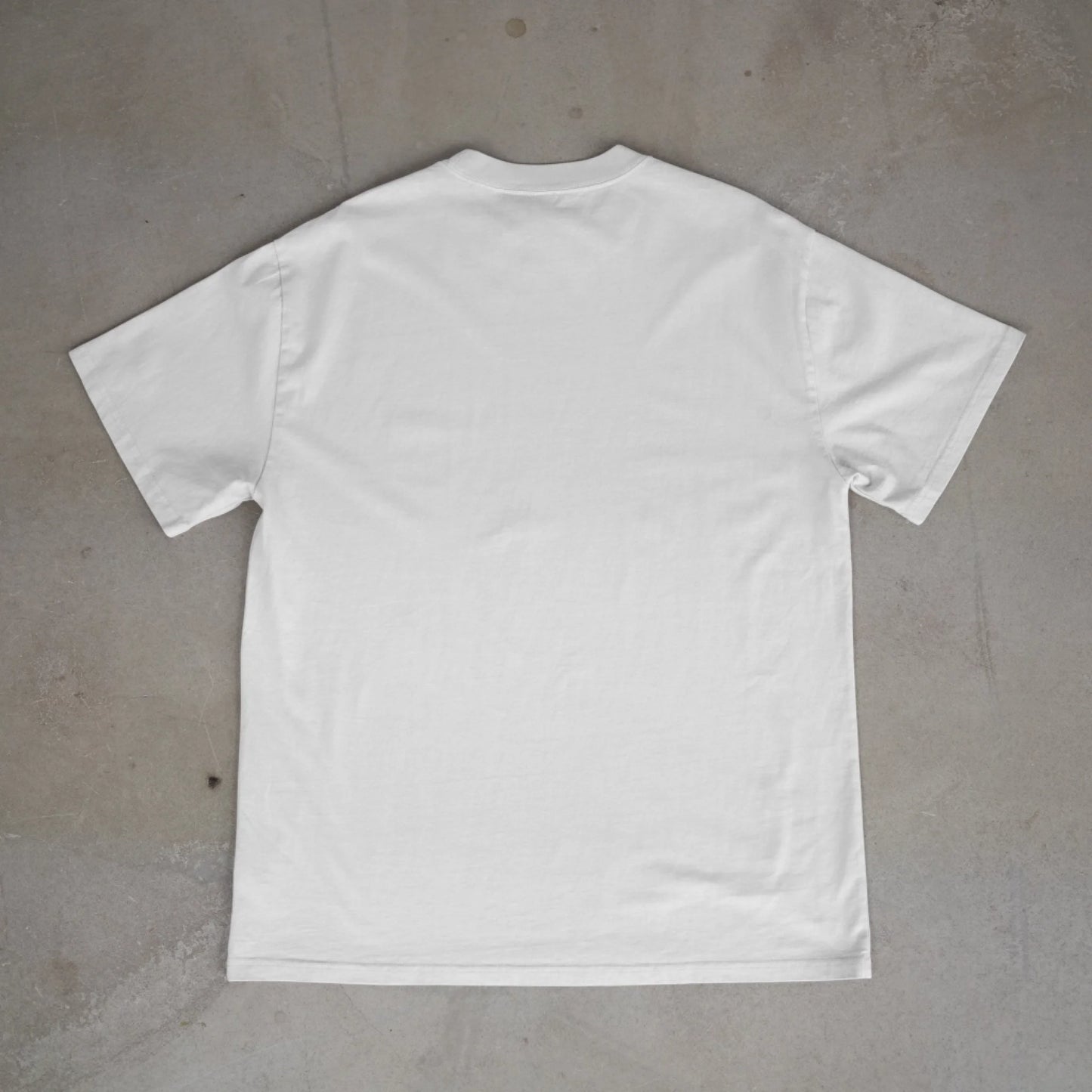 Mockups für Shirts - Untitled Project - Back Design Mockup (1)